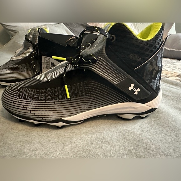 NIB Under Armour Men's Highlight Hammer Mc Football Shoe size 9.5 - Picture 6 of 10